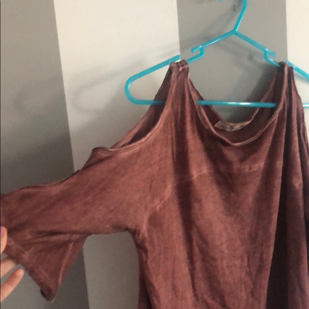 short sleeve shirt